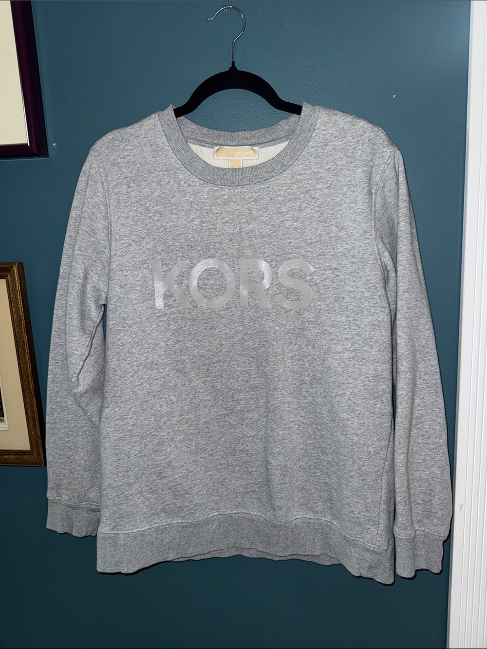 Michael Kors Light Gray Crewneck Sweatshirt with KORS Logo